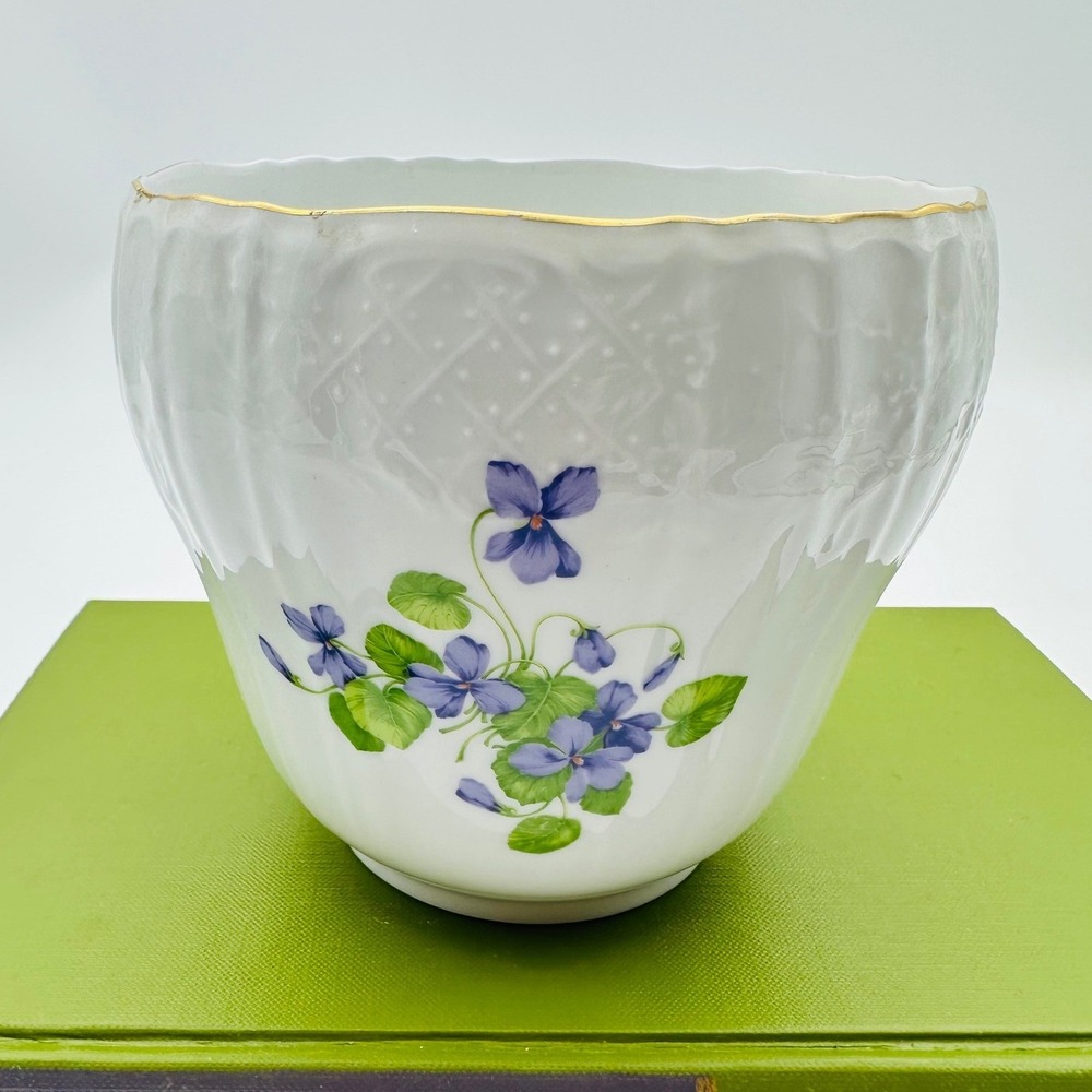 AK Kaiser Viola West Germany Porcelain Planter Purple Violets Gold Rim 4.5in